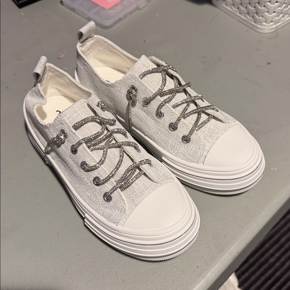 Stylish White Canvas Sneakers with Glitter laces Brand new never used